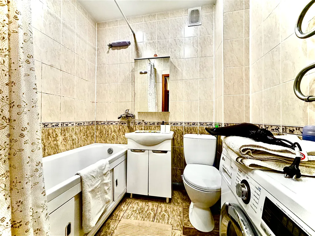 Евродвушка рядом с термами, кванью и музеем космонавтики с 5 кроватями