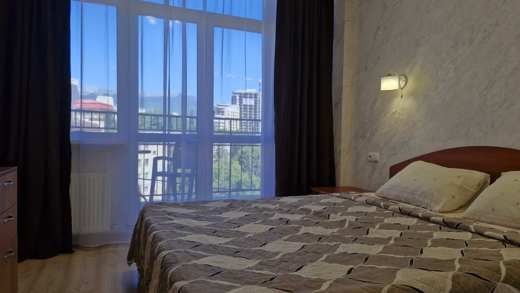 Просторная 2-х комнатная квартира в центре — аренда посуточно в Алушта