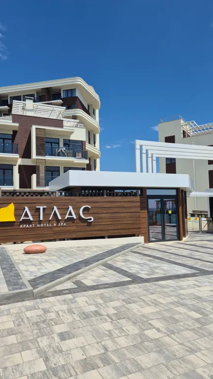 Апартаменты с бассейном