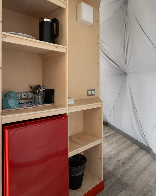 Сфера VIP с камином и купелью, с видом на море