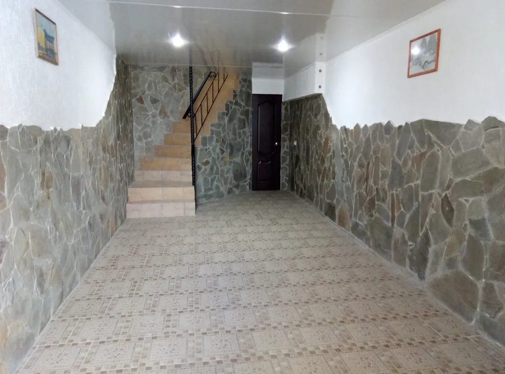 Недалеко от моря квартира с гаражом и зоной отдыха