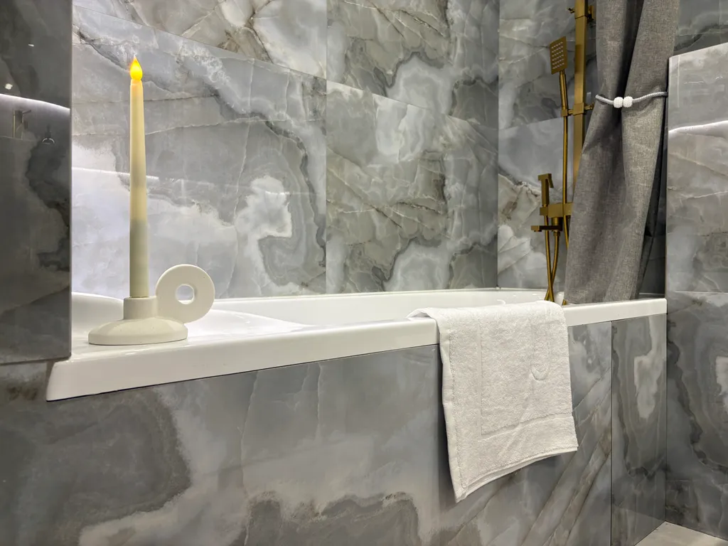 Красивая видовая квартира в центре в элитном ЖК