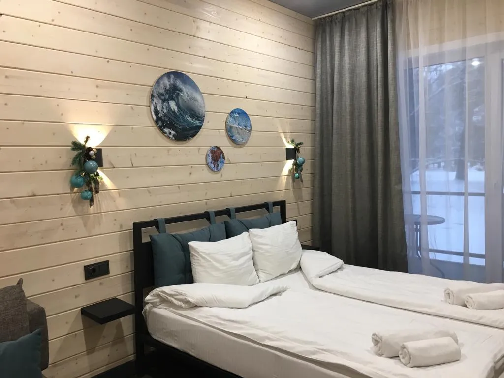 Коттедж в лесной зоне с тремя спальнями