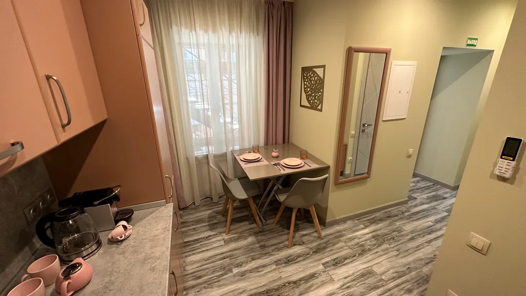 Двухкомнатный Апартамент класса ДеЛюкс с отдельной спальней и кухней