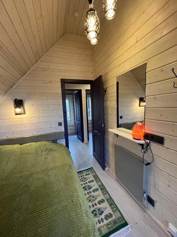 Коттеджи на берегу Волги в сосновом лесу. База отдыха " Хвоя Эко"