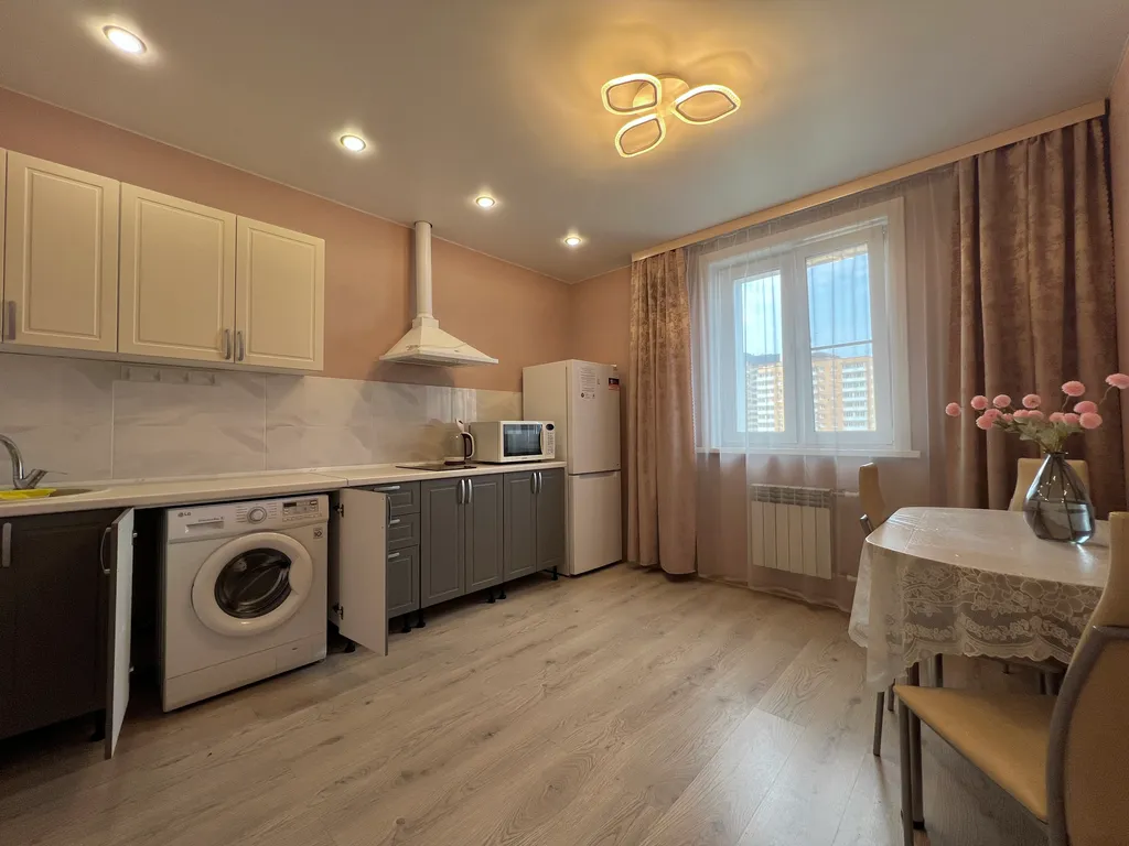 1-комн квартира на площади Советов, без оплаты за финальную уборку