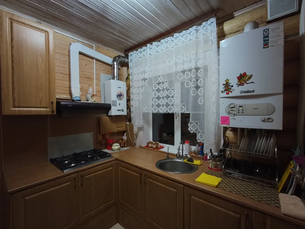 Теплый дом в русской деревне