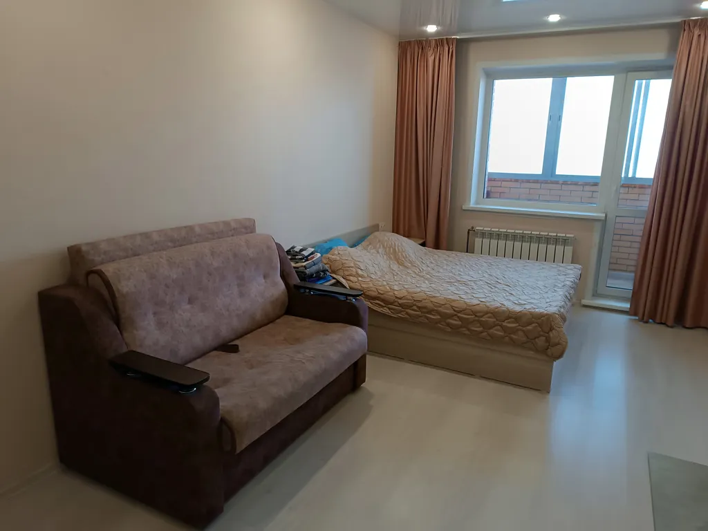 Уютная квартира-студия — аренда посуточно в Новосибирск