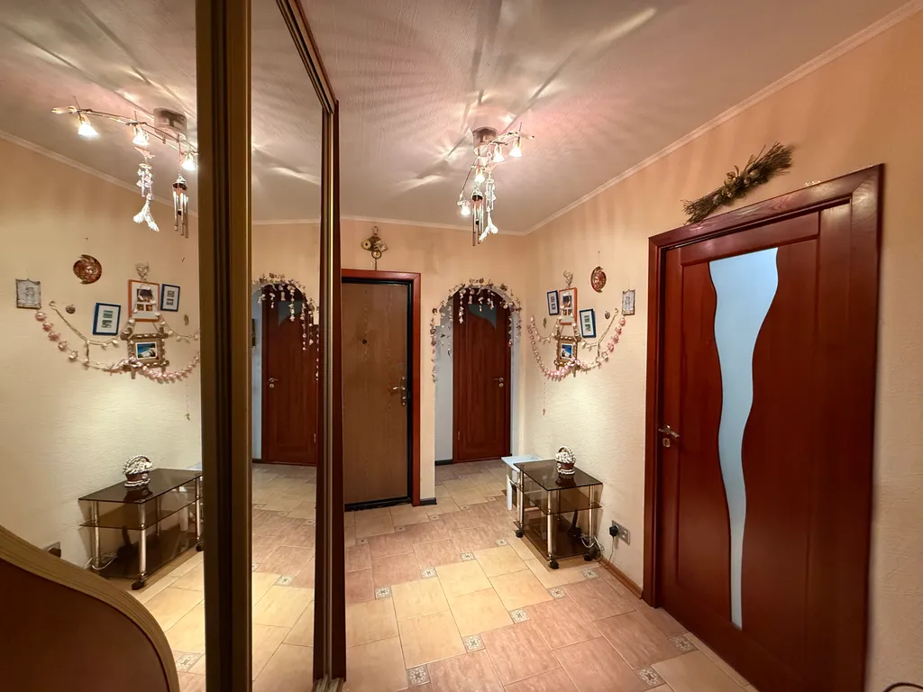 Комната в карибском стиле в трёхкомнатной квартире