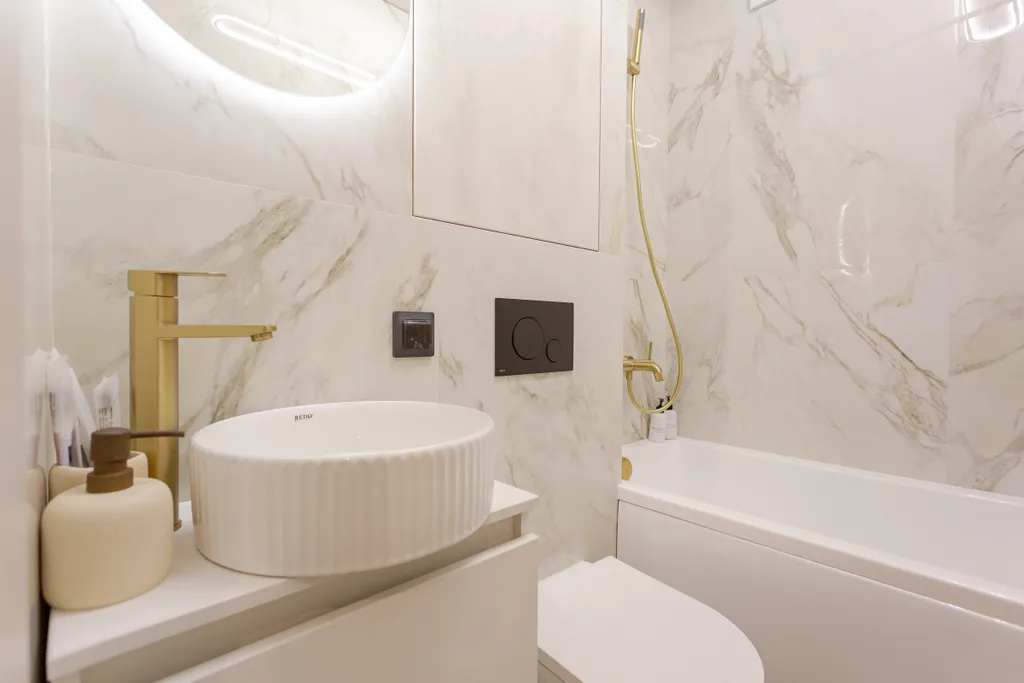 Комфорт-плюс с колонкой Алисой в академгородке