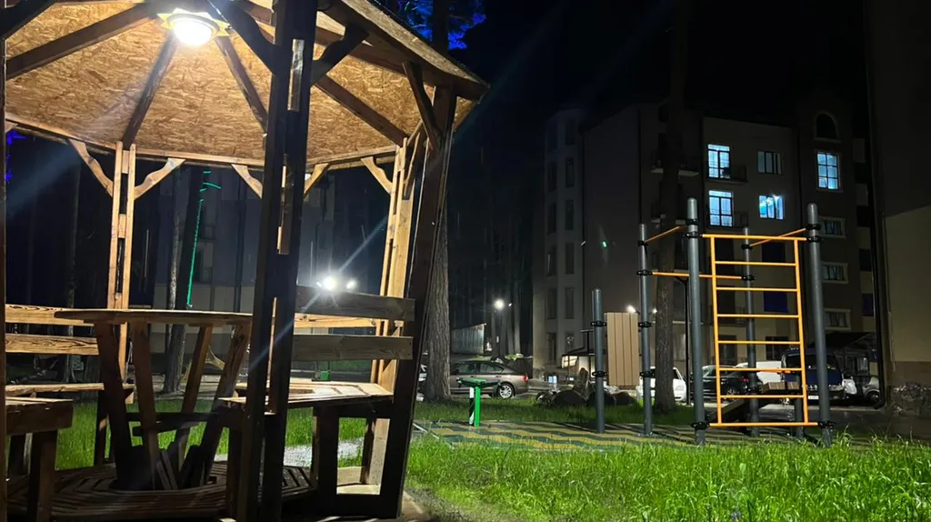 Уютная видовая квартира с дизайнерским ремонтом