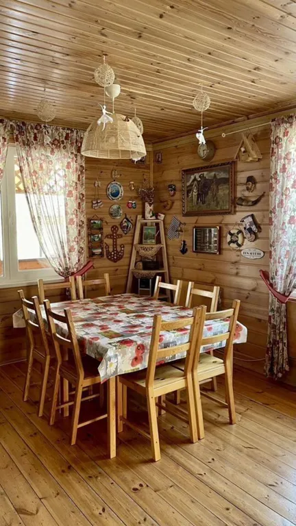 Домик на берегу Оки на территории сельской усадьбы Варежка