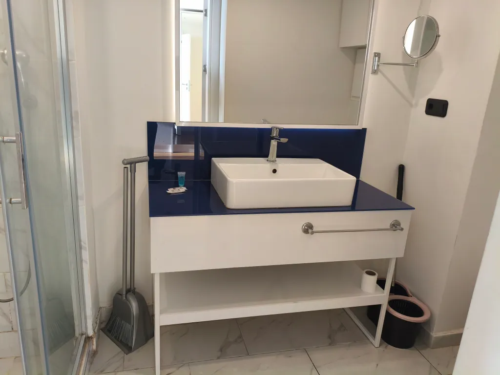 Студия первая линия от моря