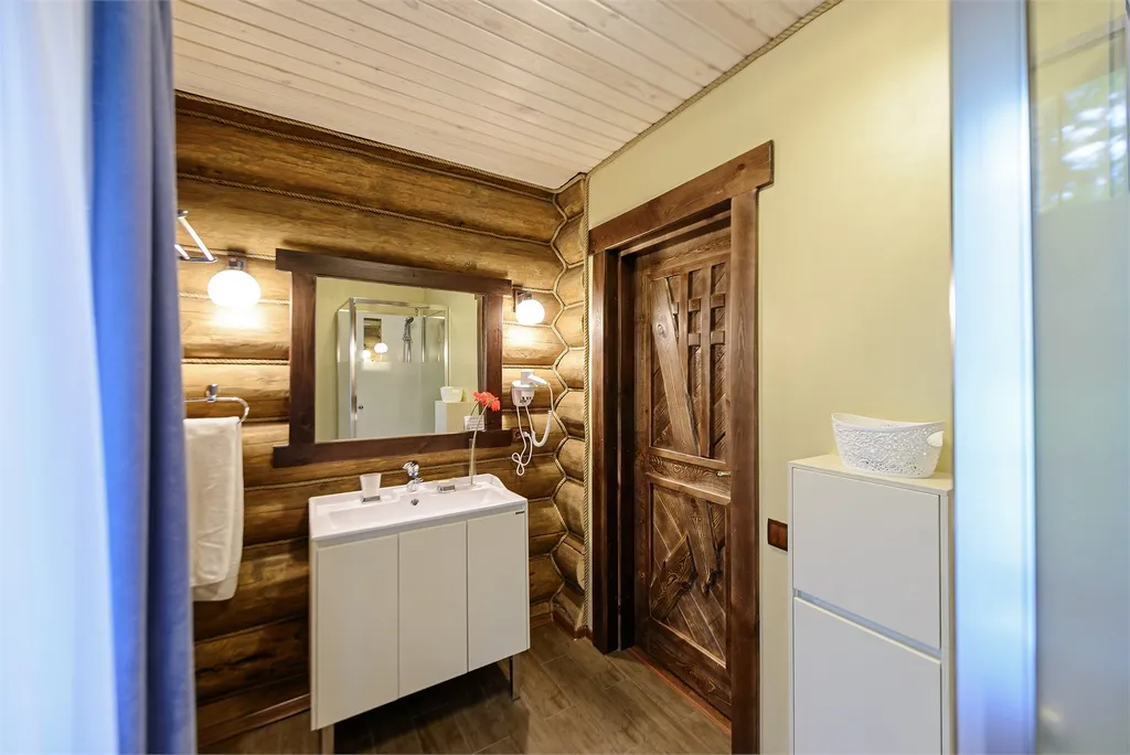 5-комнатный Дом