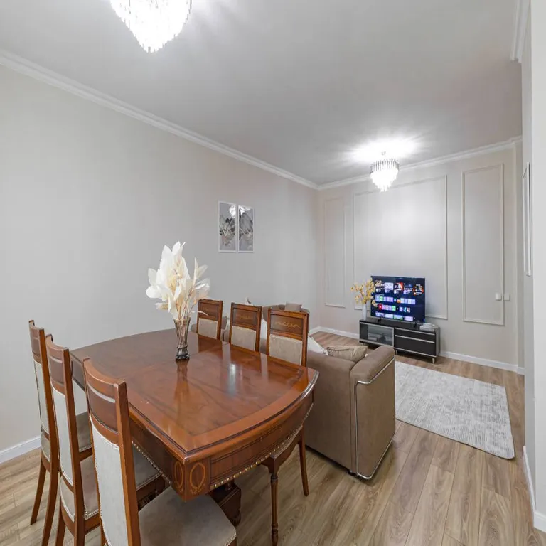 Светлая и уютная квартира в центре города с прекрасным видом