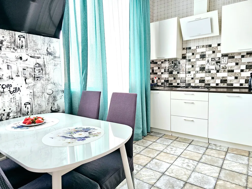 Квартира Квартира Евро двушка рядом с Мандарином — Сириус