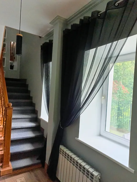 Гостевой дом Профессорский, коттедж в лесу недалеко от центра города