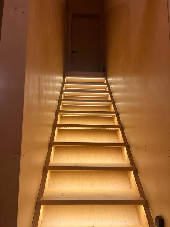 Барнхаус на берегу реки Кундыш