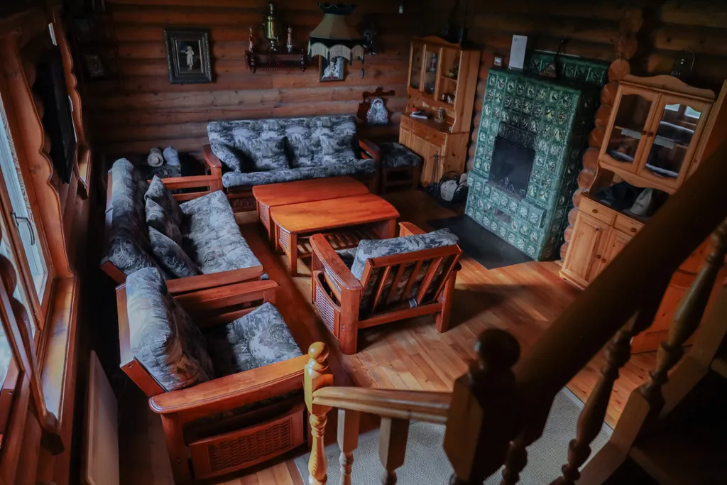 Огромная фамильная усадьба с баней на берегу водохранилища