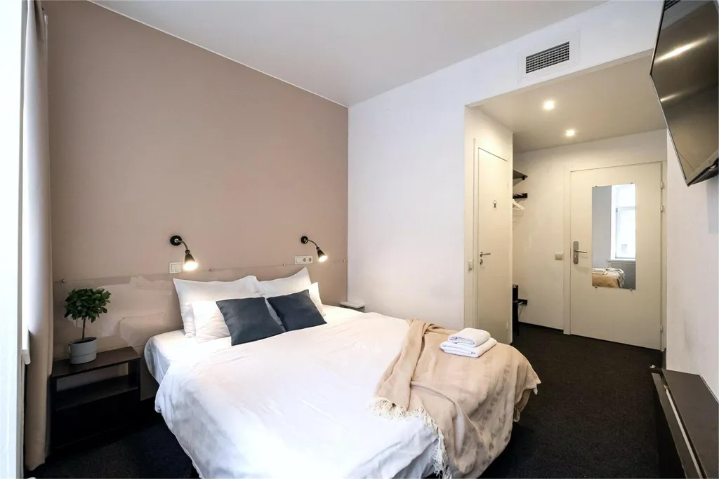 Квартира Двухместная комната с одной большой кроватью — Санкт-Петербург