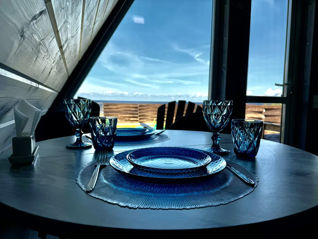 Aframe Lux white, дом на берегу Рыбинского водохранилища