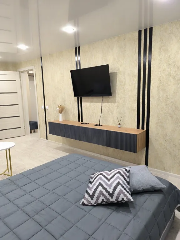 Новая квартира с хорошим ремонтом