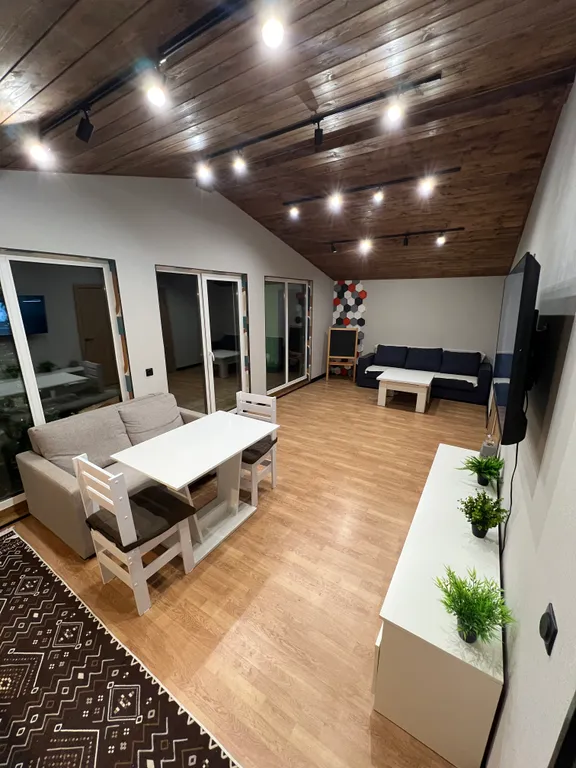 Зеленый уютный дом под Ропшей