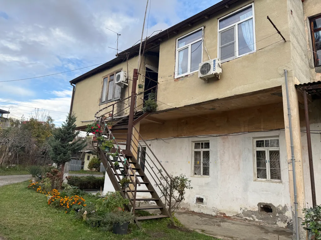 2-комнатная квартира в 5 минутах от моря