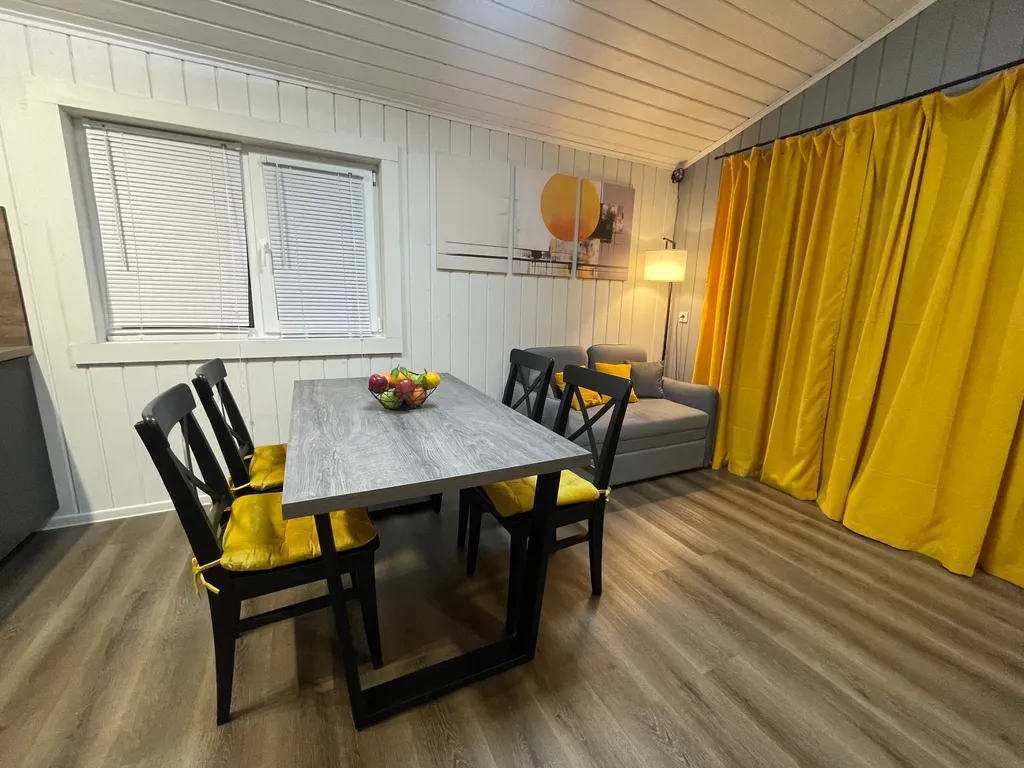 Коттедж Уютный караоке-коттедж — Светлое