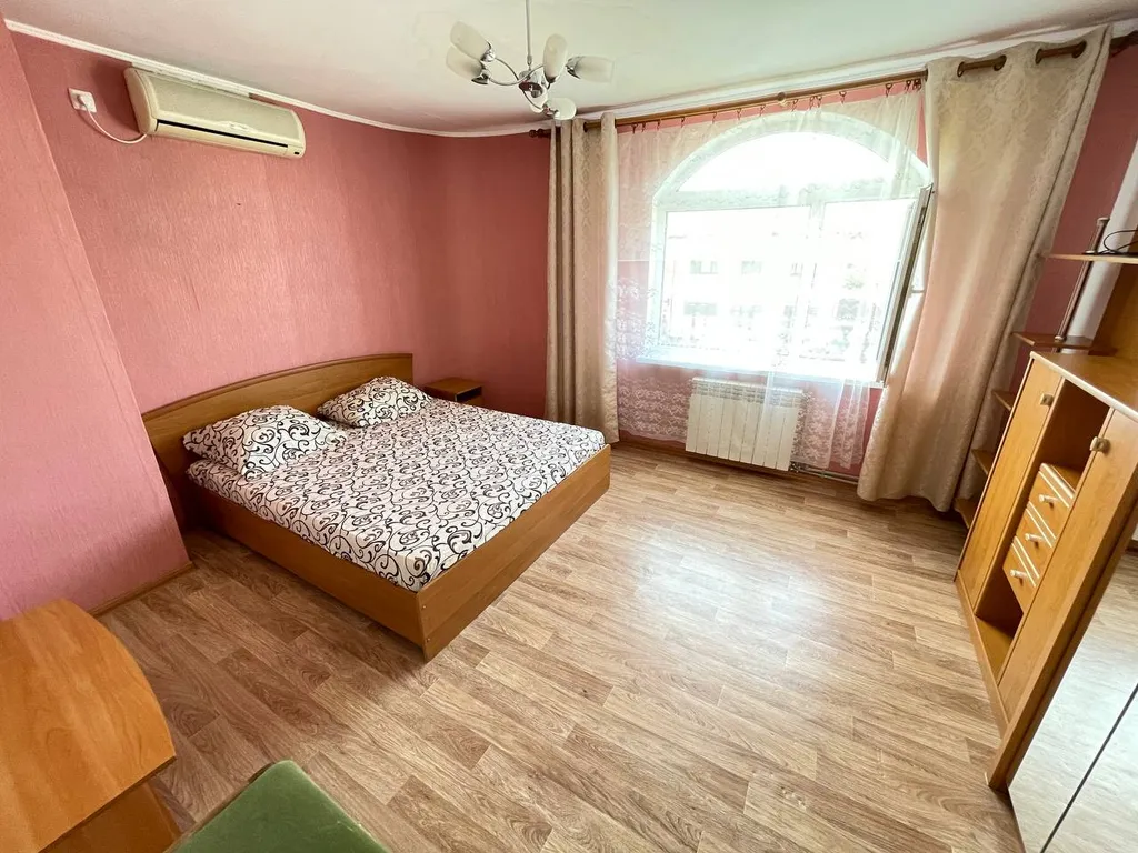 Уютный дом для большой компании