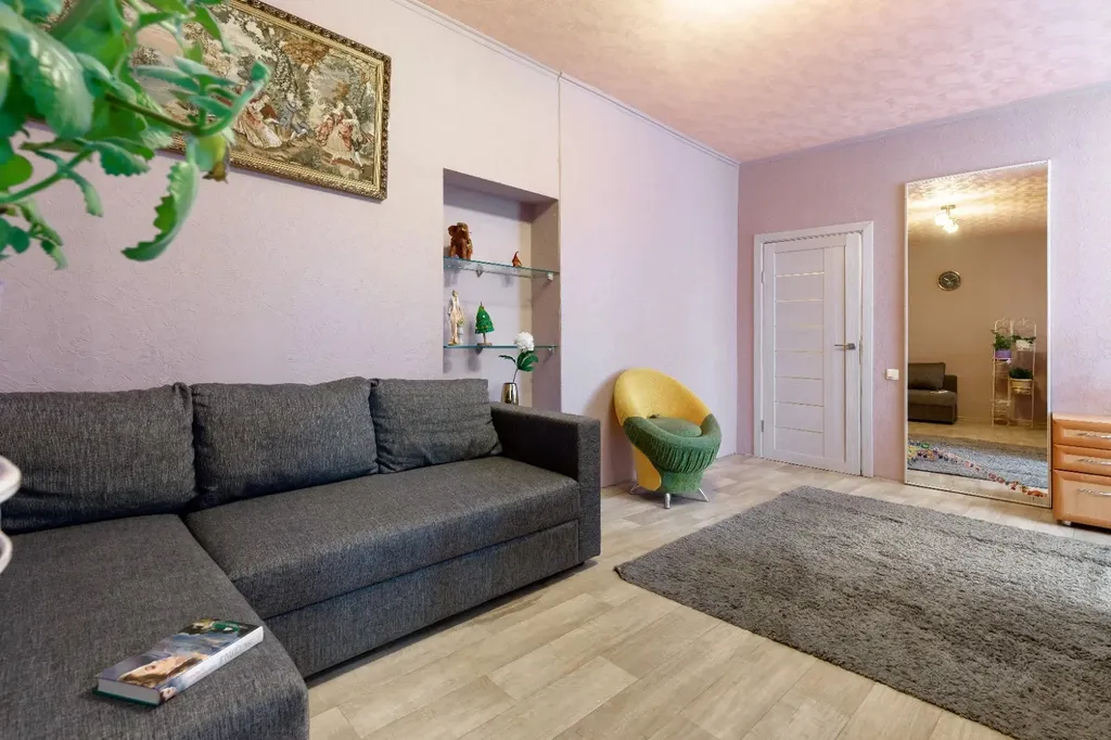 Уютнaя квapтирa в центpe гopoда, стаpый фонд