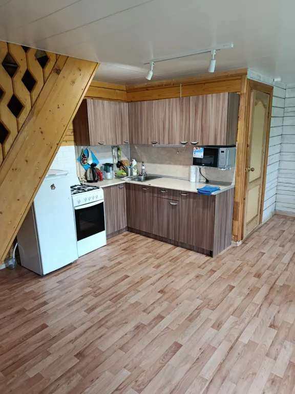 Дом на берегу озера Велье