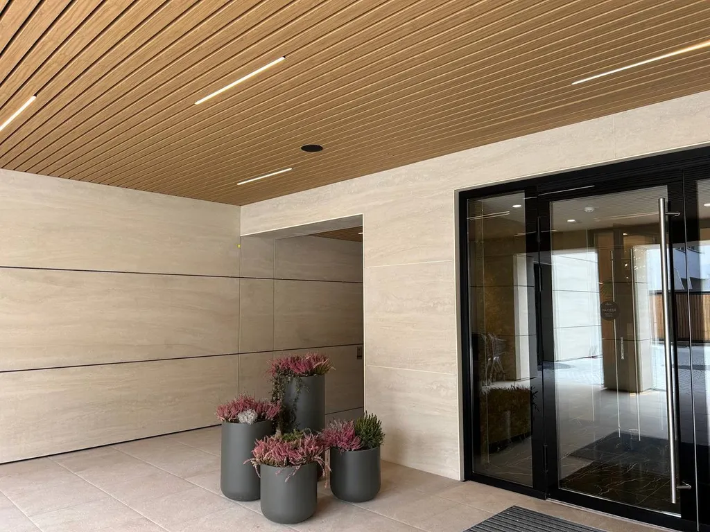 Апартаменты с бассейном на берегу Финского залива