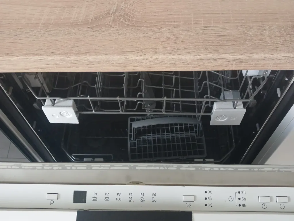 Большая комфортная и уютная квартира рядом с морем 8 спальных мест