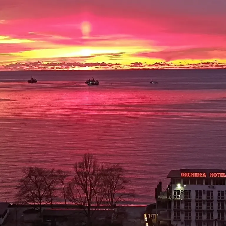 2-комнатная квартира с видом на море в Гагре