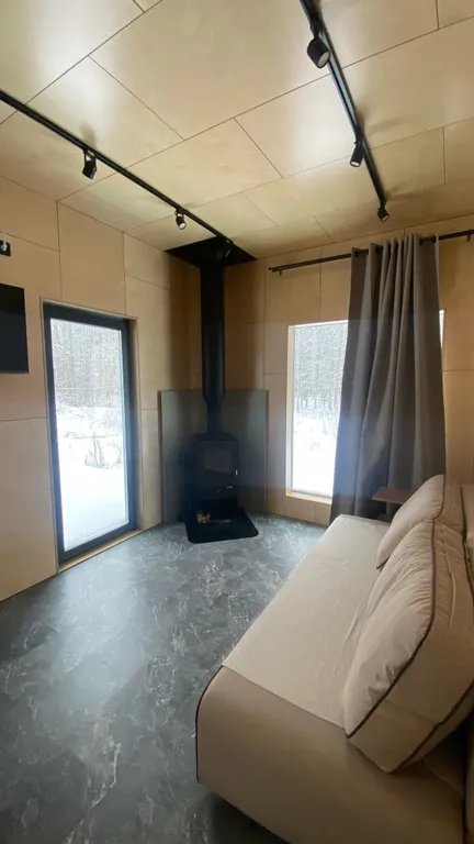 Коттедж Домики с панорамными окнами и видом на лес — Глинка