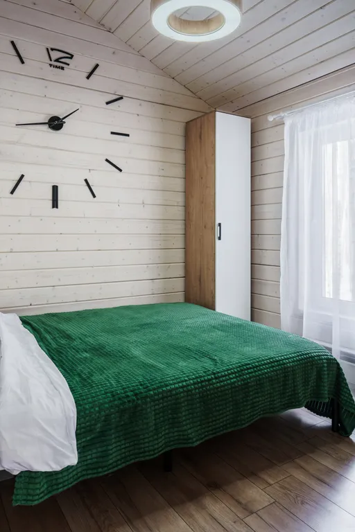 Коттедж Стильный Барн-Хаус с горячей купелью — Соловеново