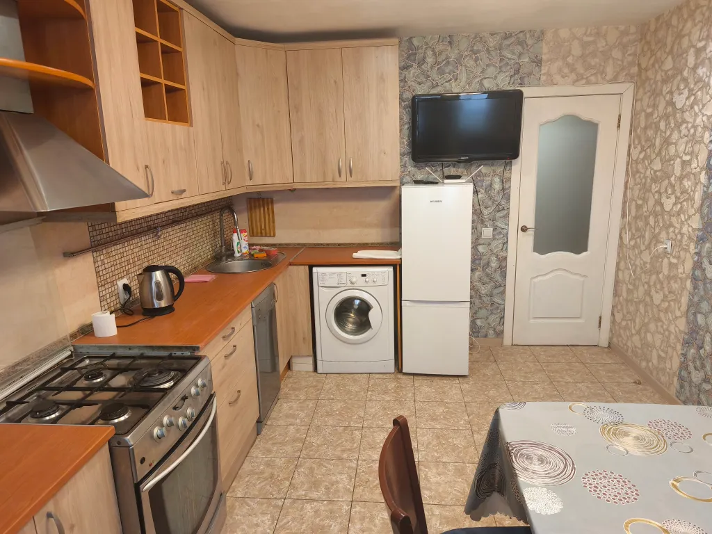 Большая трёхкомнатная квартира в районе железнодорожного вокзала — аренда посуточно в Нижний Новгород