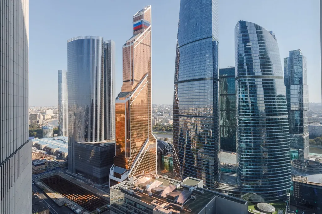 Студия в Москва-Сити с видом на башни