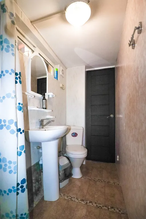 Уютная комната у моря