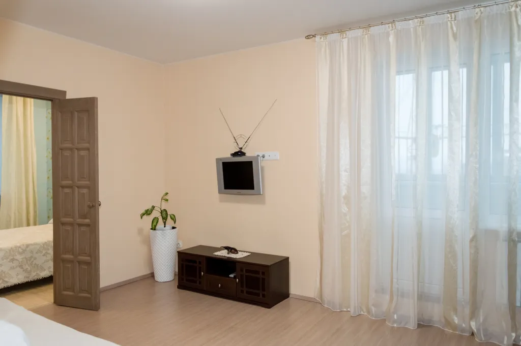 Солнечная двушка в центре