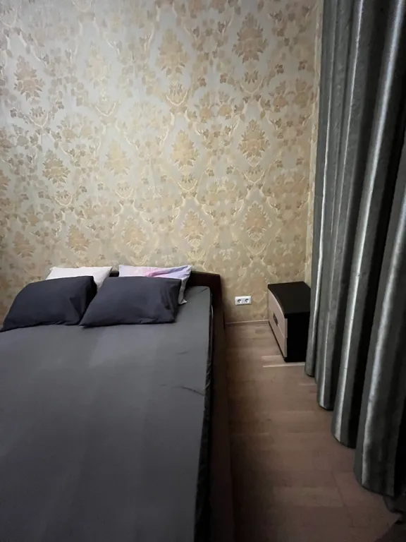 Квартира Трехкомнатные апартаменты Люкс — Колпино