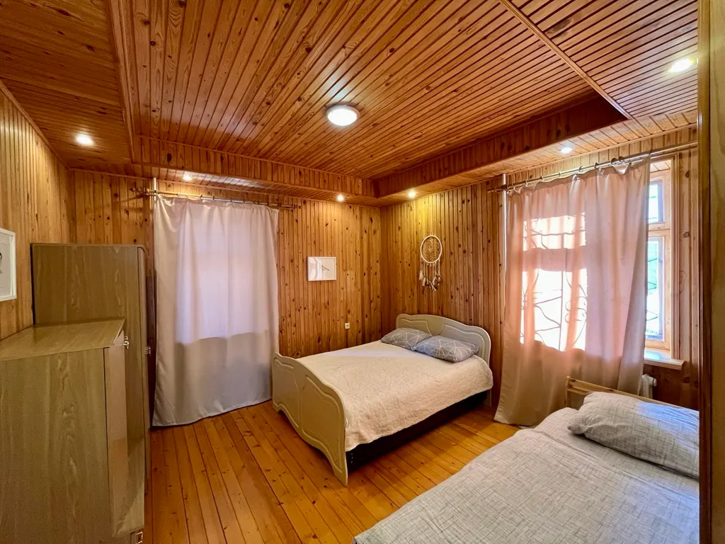 Уютный дом с камином