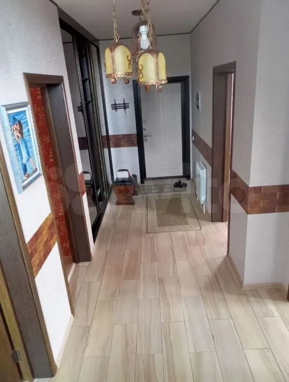 Дом у моря с панорамным видом на горы и море