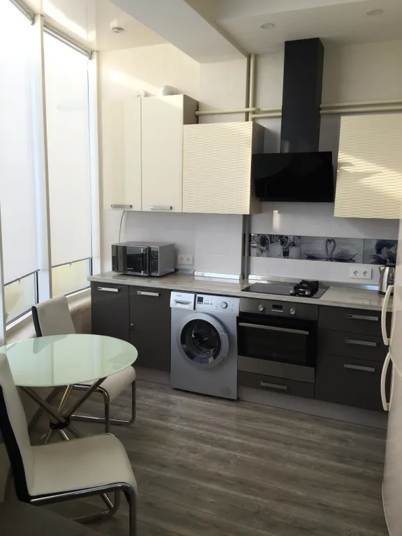 Студия с видом на море и горы