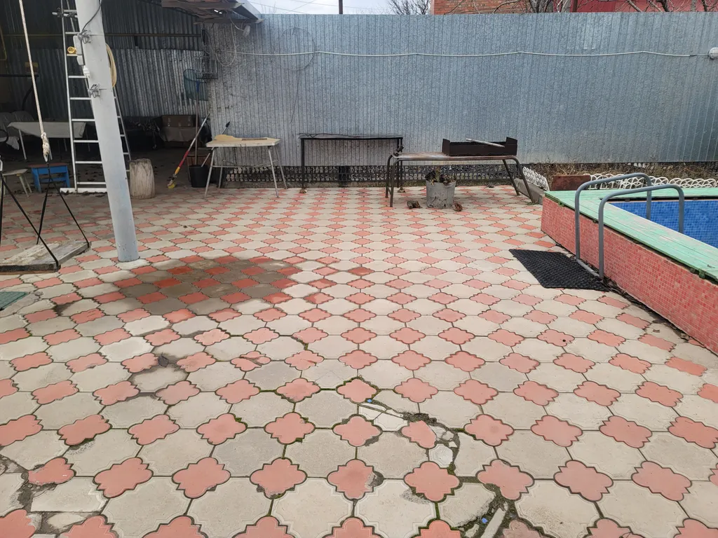 Дом с баней и бассейном в центре старого города