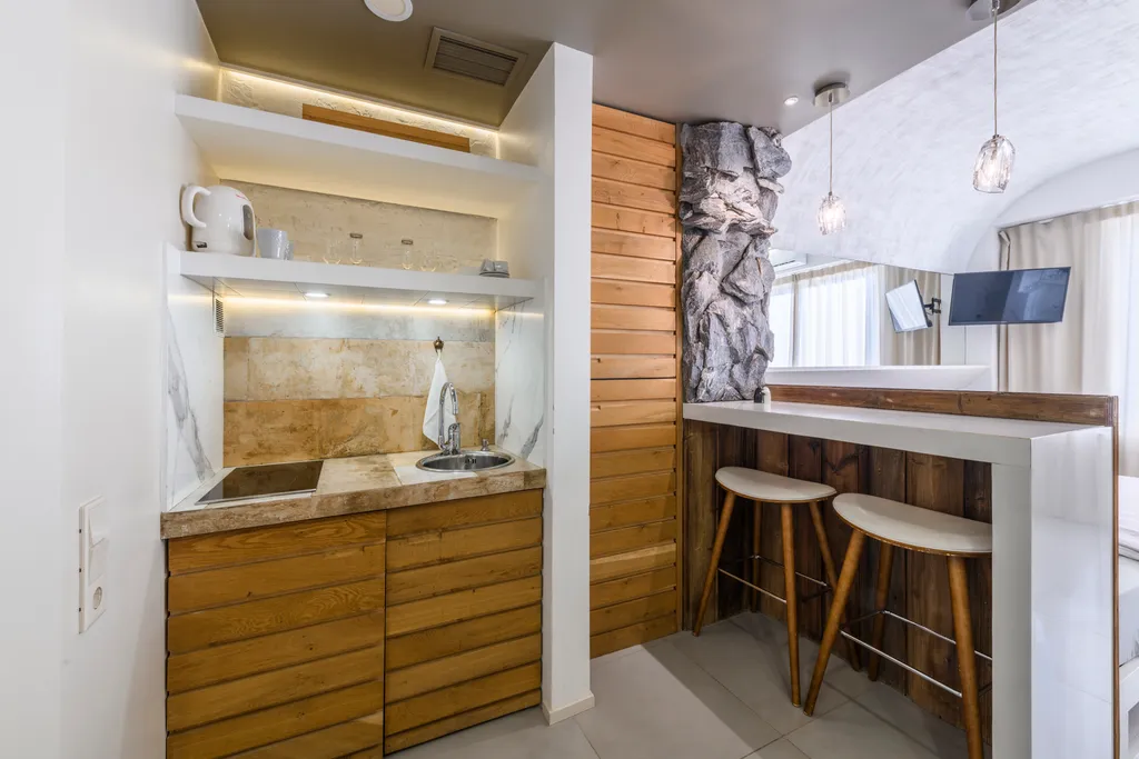 ЛАЙТ БЛЮ ДИЗАЙН-СТУДИЯ | 30 м² | Уют в стиле ростик с горным пейзажем!