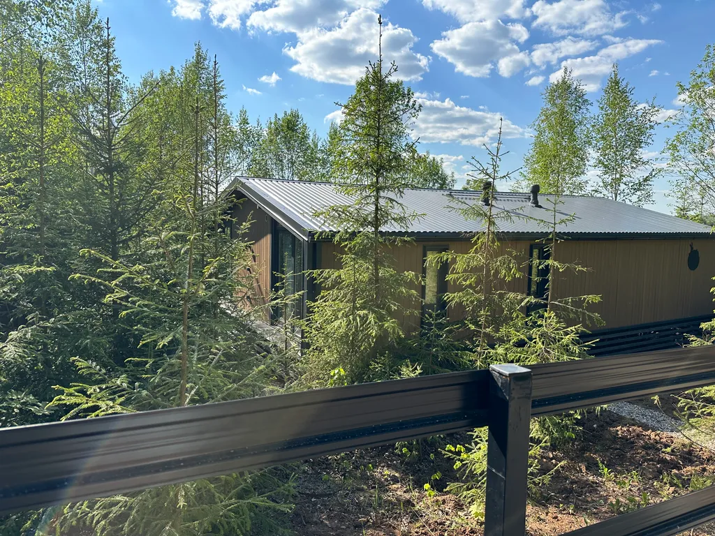 Дом Вапити - уютный коттедж на отдельном лесном участке