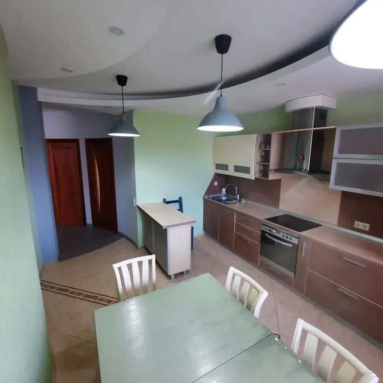 Квартира Просторная 2 комнатная квартира на Взлетке -в деловом центре города — Красноярск