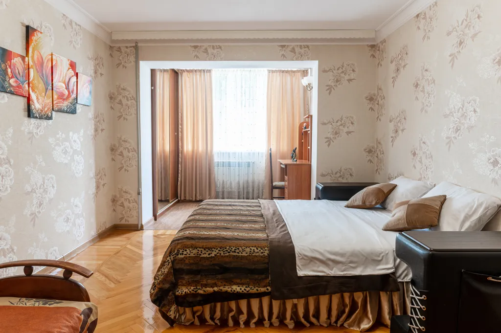 Квартира 3-комнатная Квартира — Махачкала